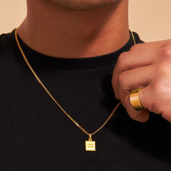 Aquarius Zodiac Pendant - Gold 18k
