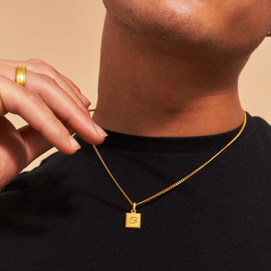 Cancer Zodiac Pendant - Gold 18k