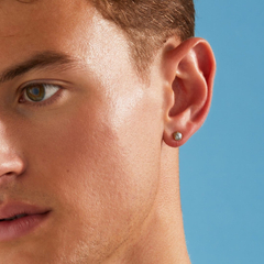 Circle Stud Earrings - Platinum