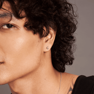 Crescent Moon Stud Earrings - Platinum