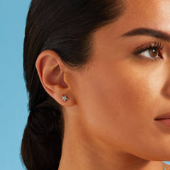 Star Stud Earrings - Platinum