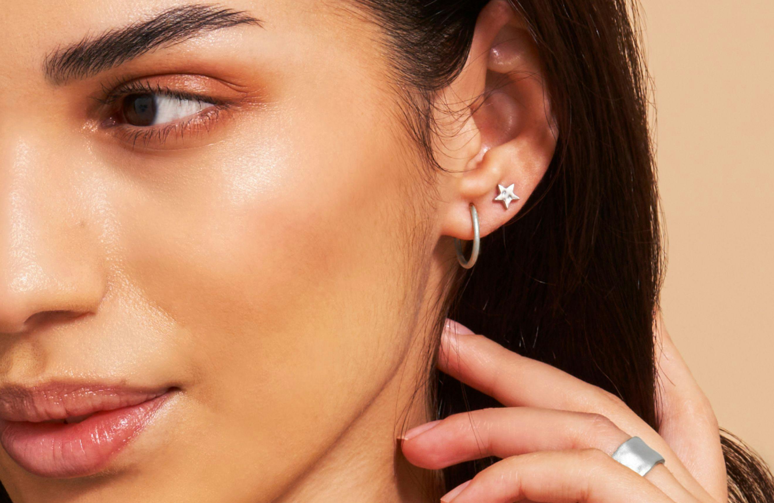 Model image - gold Earrings